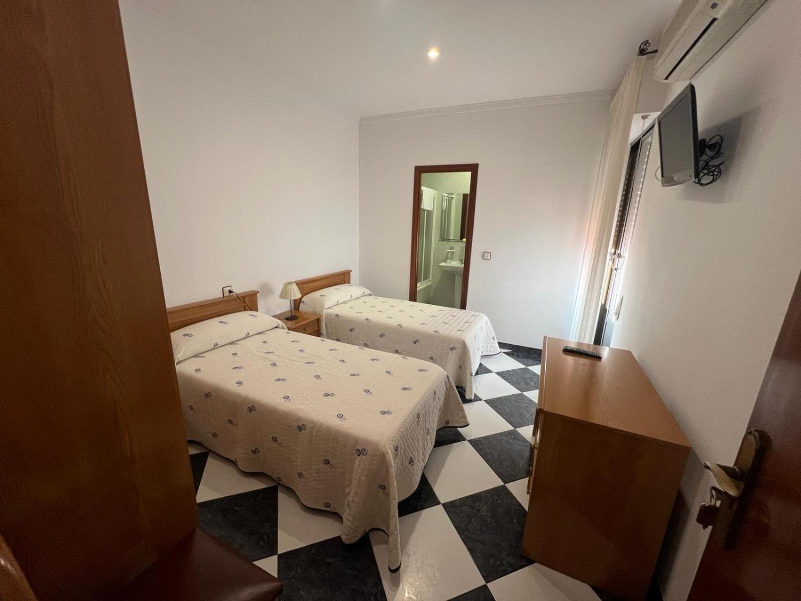 Hostal Los Amigos Siruela Eksteriør bilde