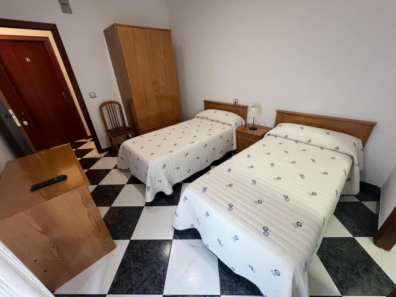 Hostal Los Amigos Siruela Eksteriør bilde